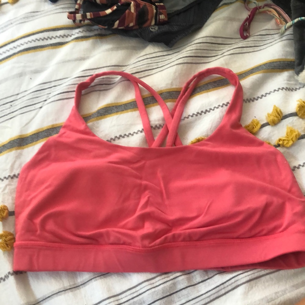 lululemon sports bra